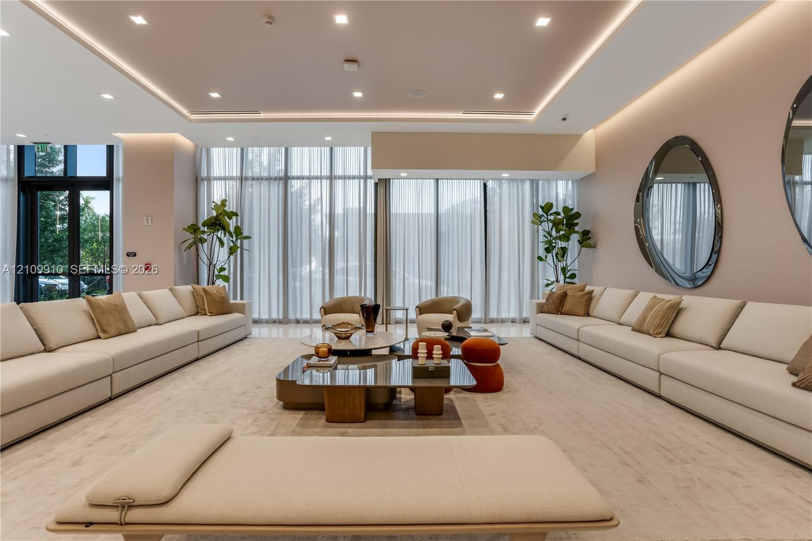 1170 E Hallandale Beach Blvd Unit: 908