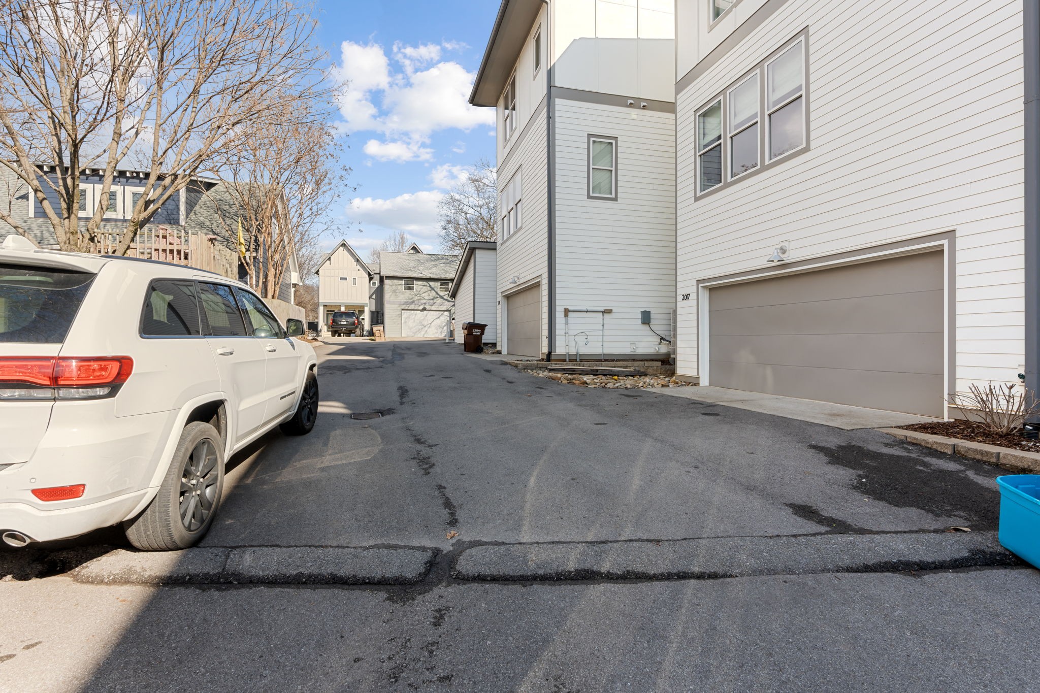 2017 Eastland Ave