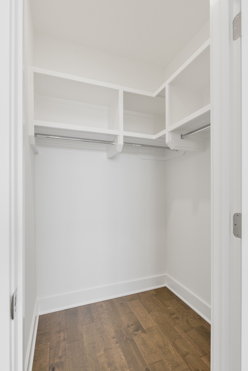 516 Proximity Cir