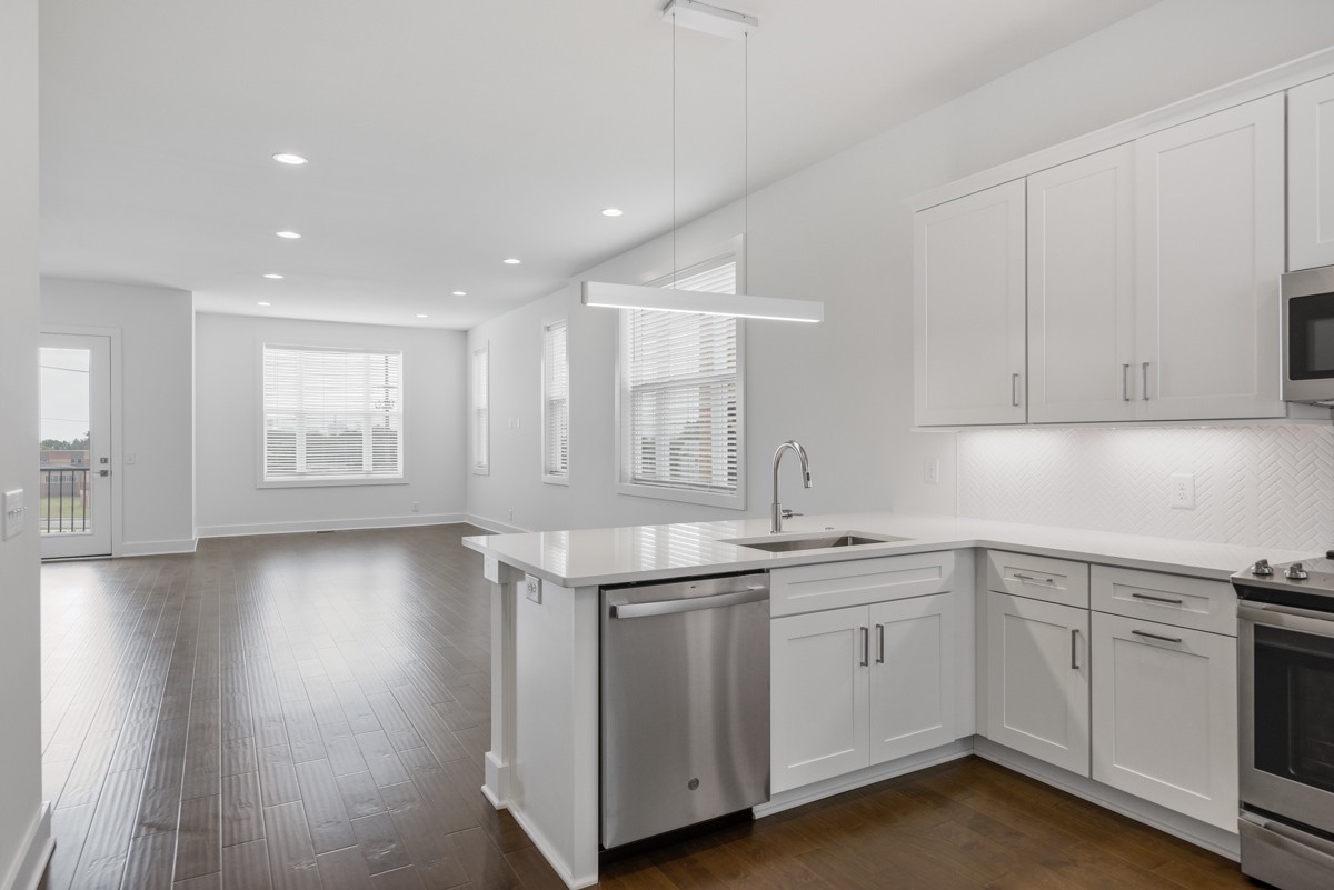 516 Proximity Cir
