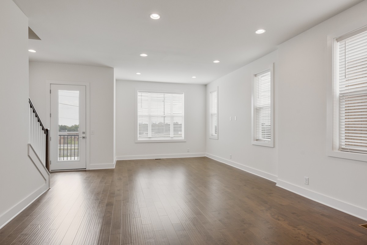516 Proximity Cir