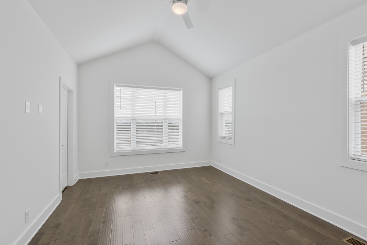 516 Proximity Cir