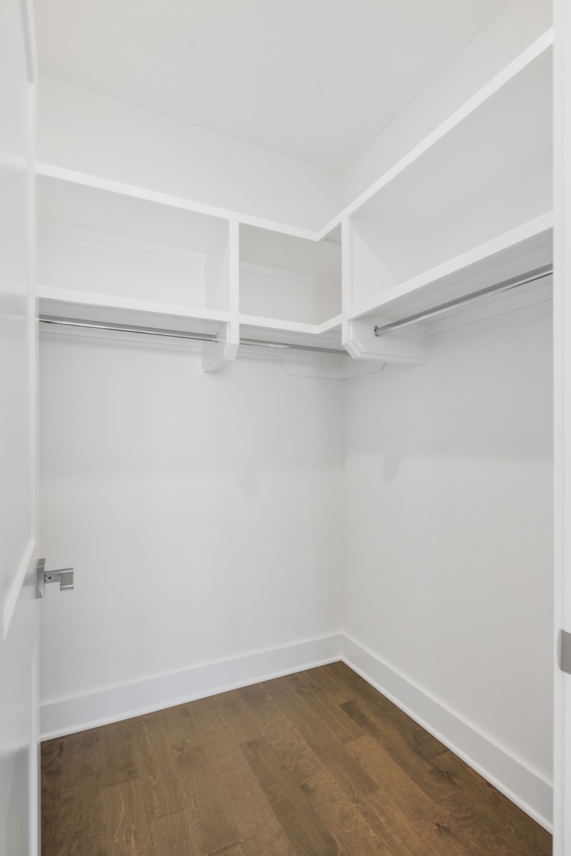 516 Proximity Cir
