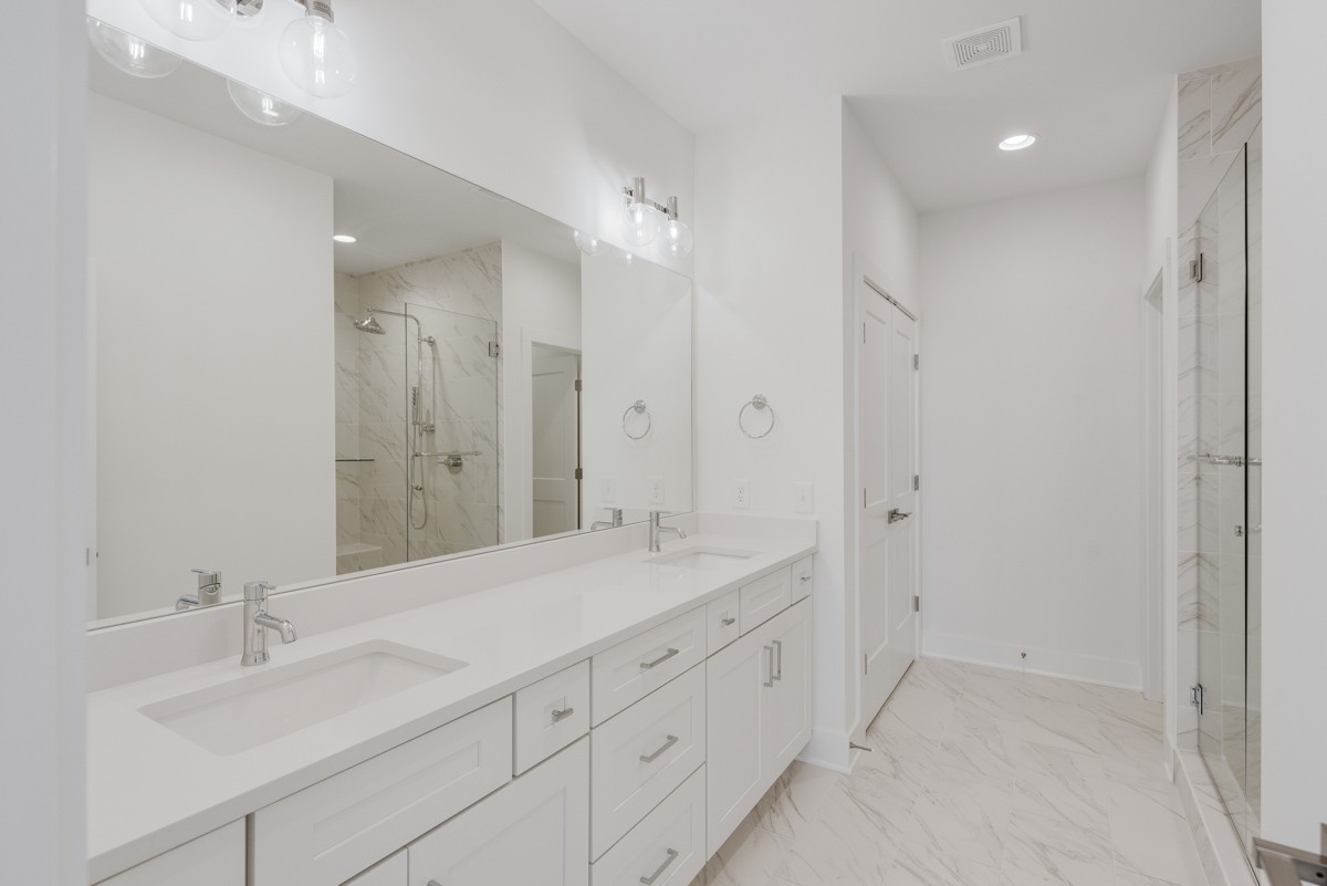 516 Proximity Cir