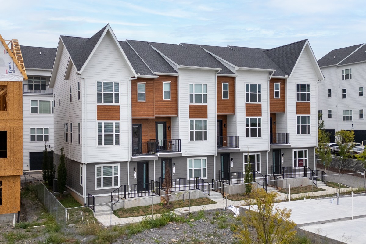 516 Proximity Cir