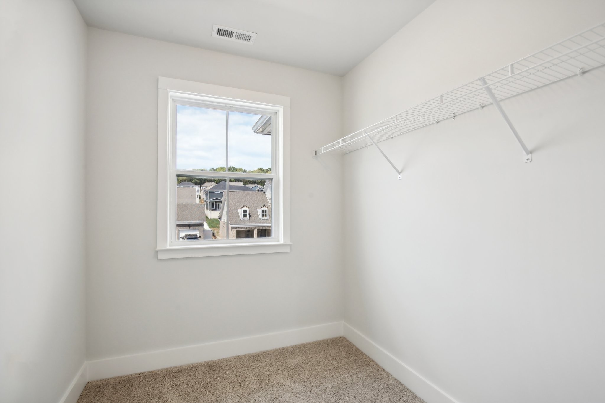 860 Rockwell Dr