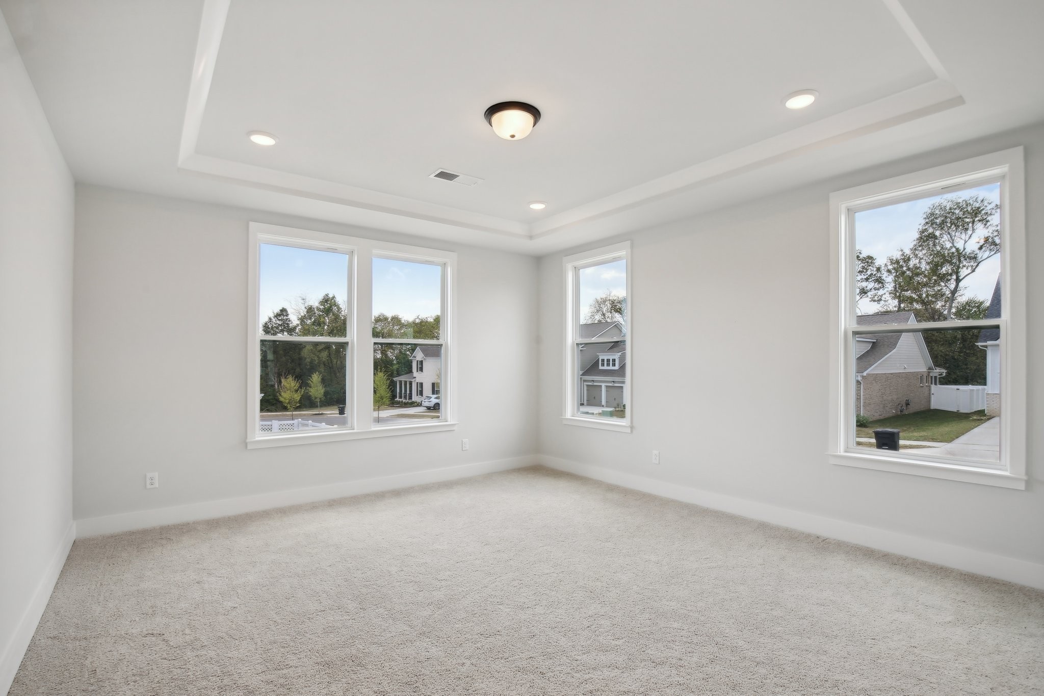 860 Rockwell Dr