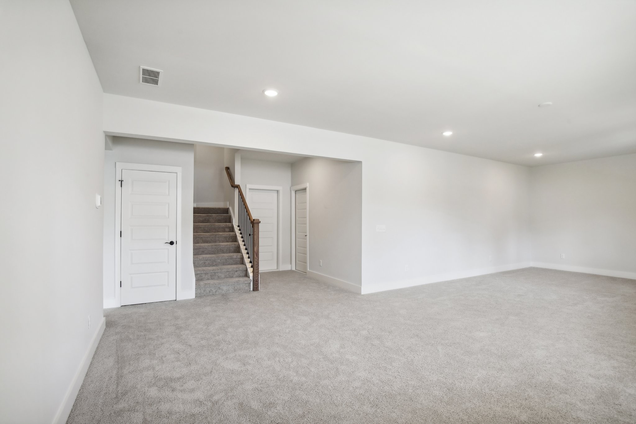 860 Rockwell Dr