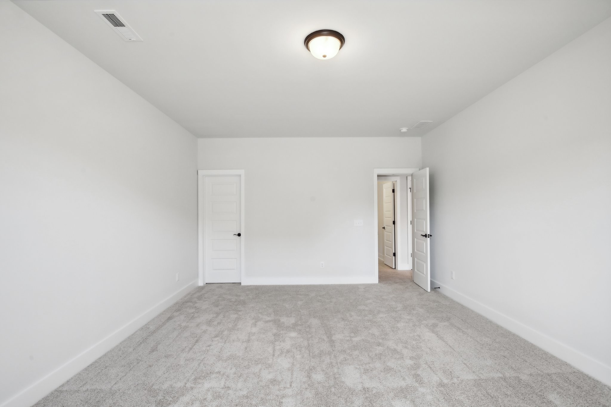 860 Rockwell Dr