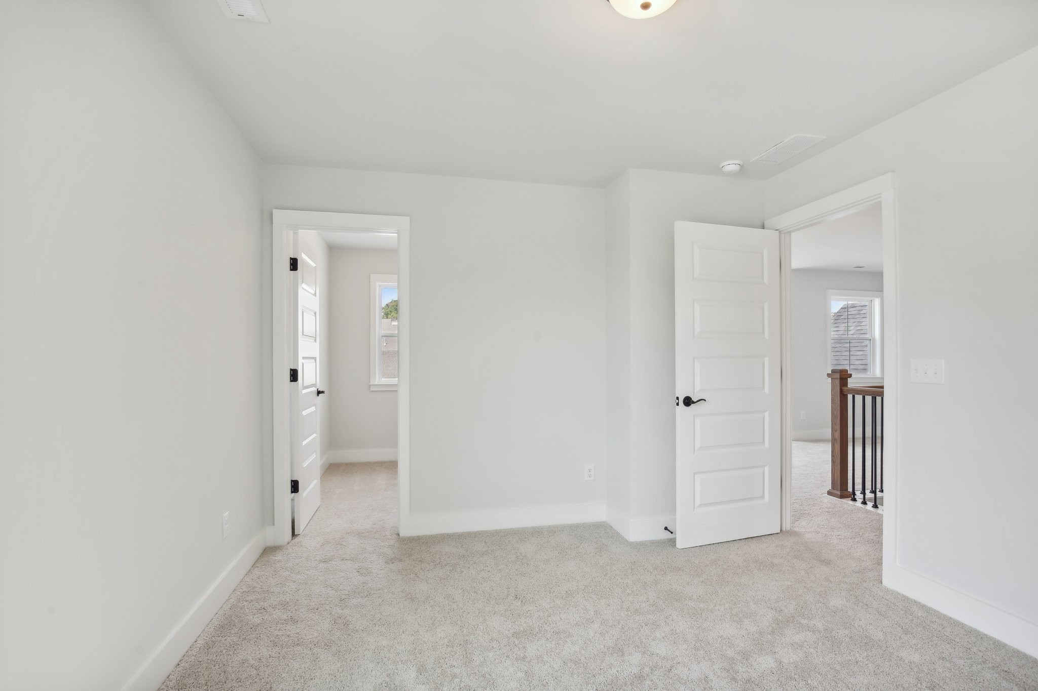 860 Rockwell Dr