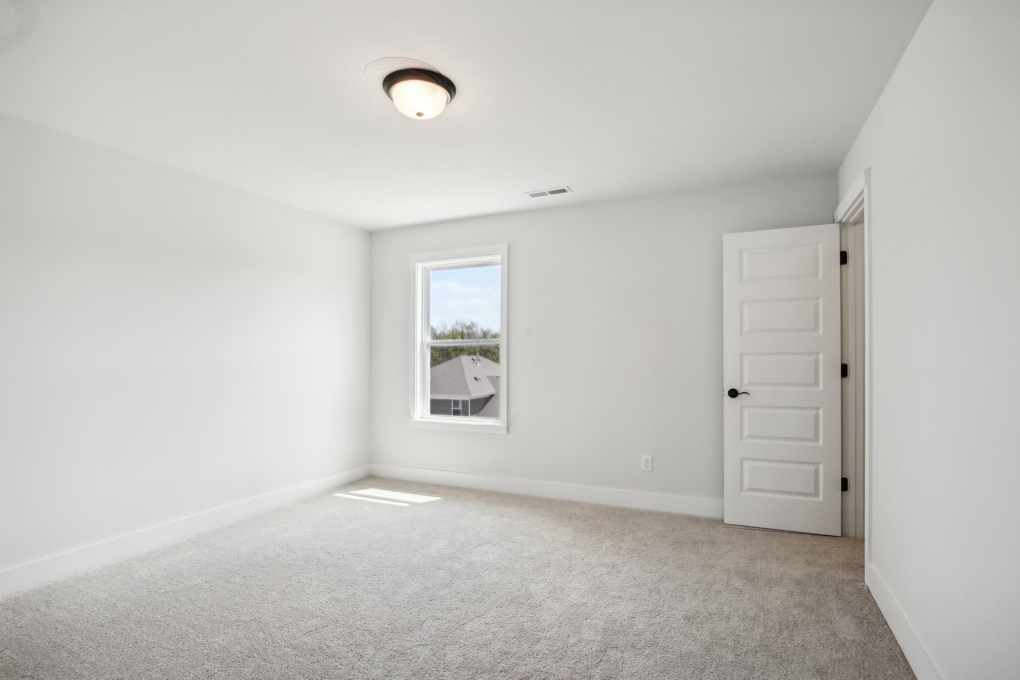 860 Rockwell Dr