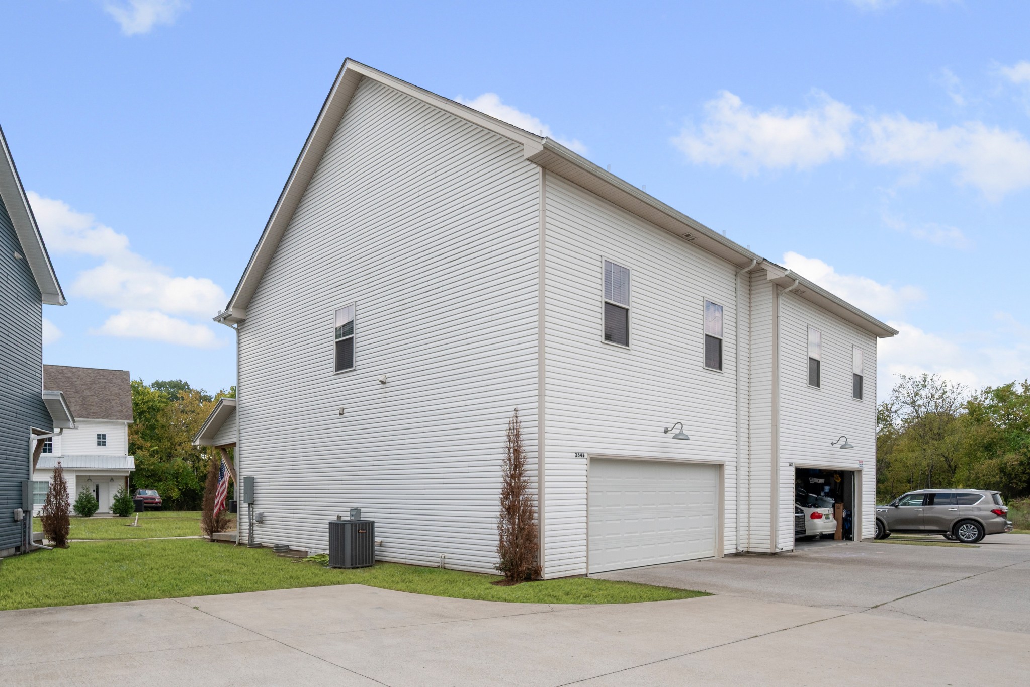 3641 Hydes Ferry Rd