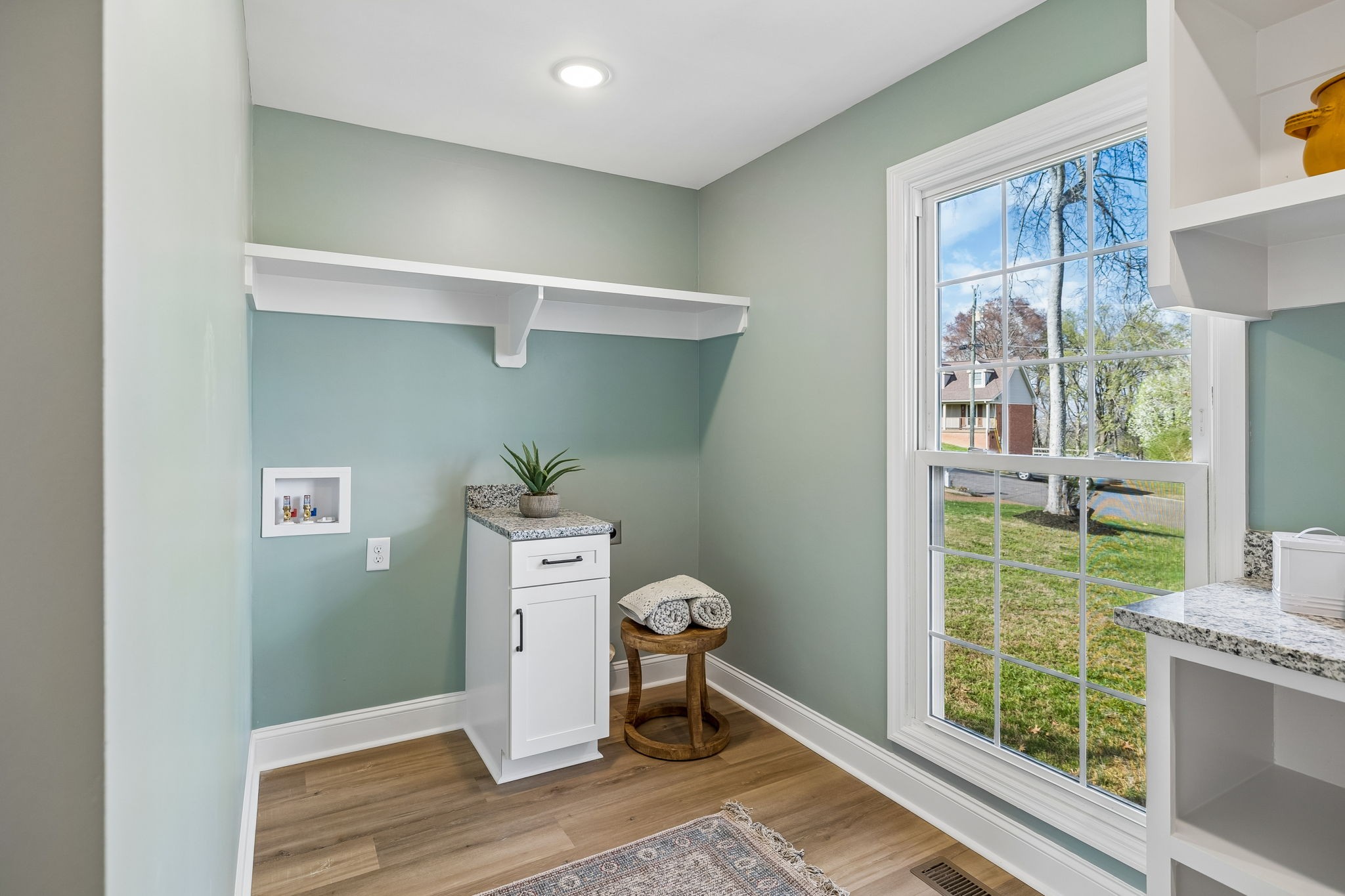 1115 Oak Creek Dr