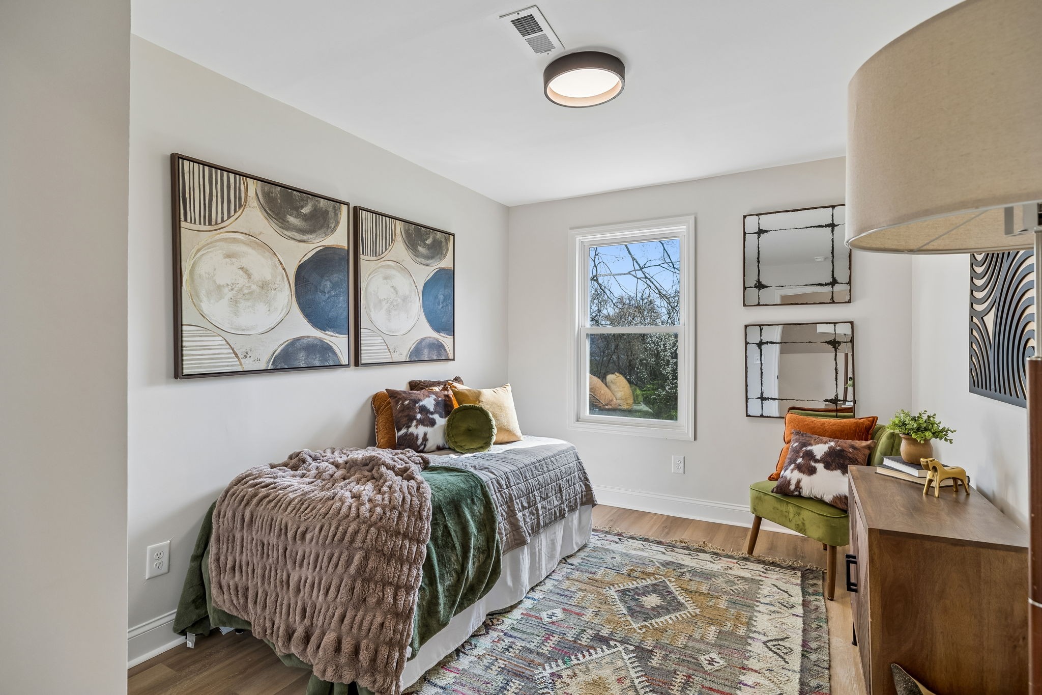 1115 Oak Creek Dr