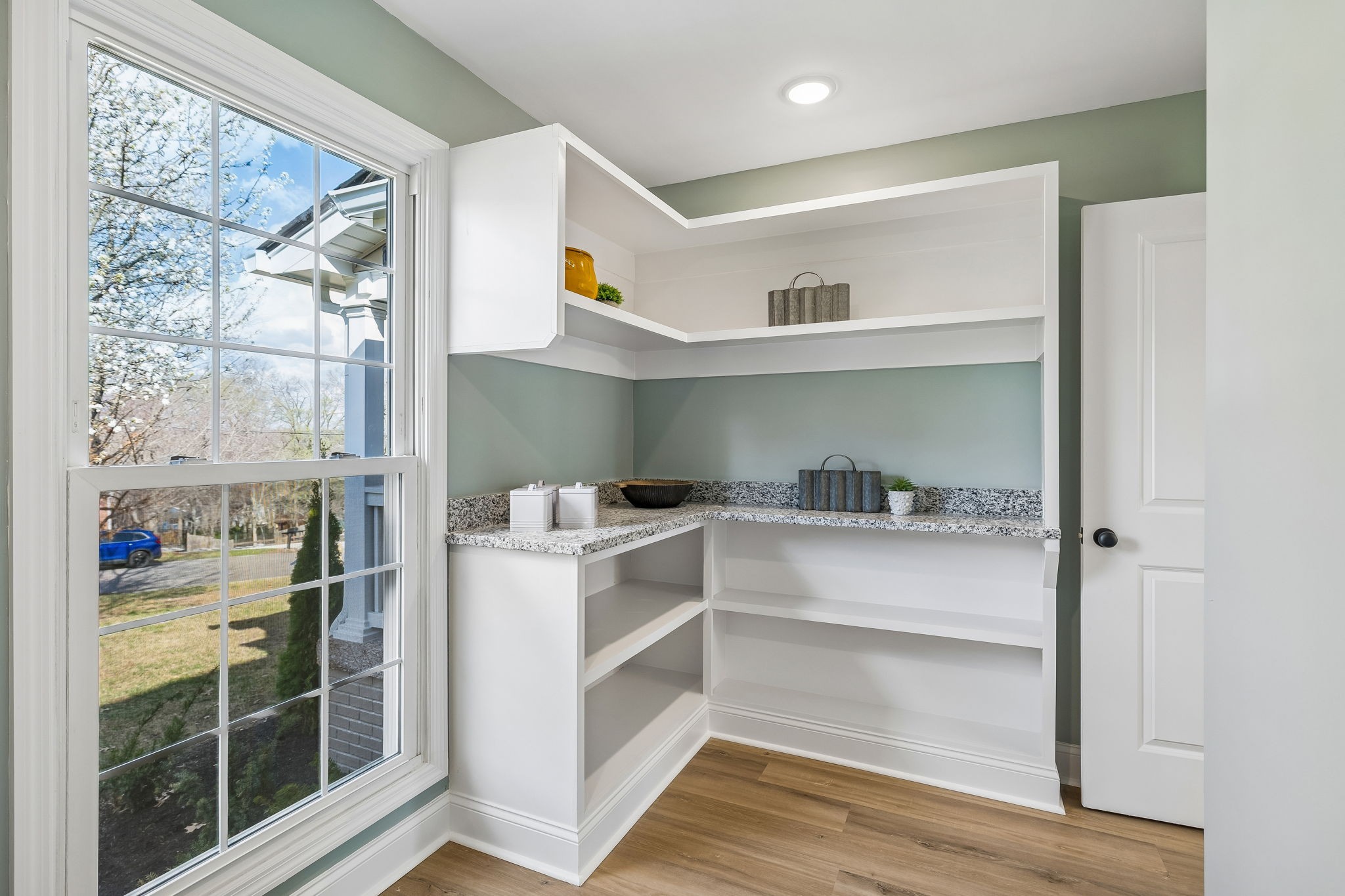 1115 Oak Creek Dr