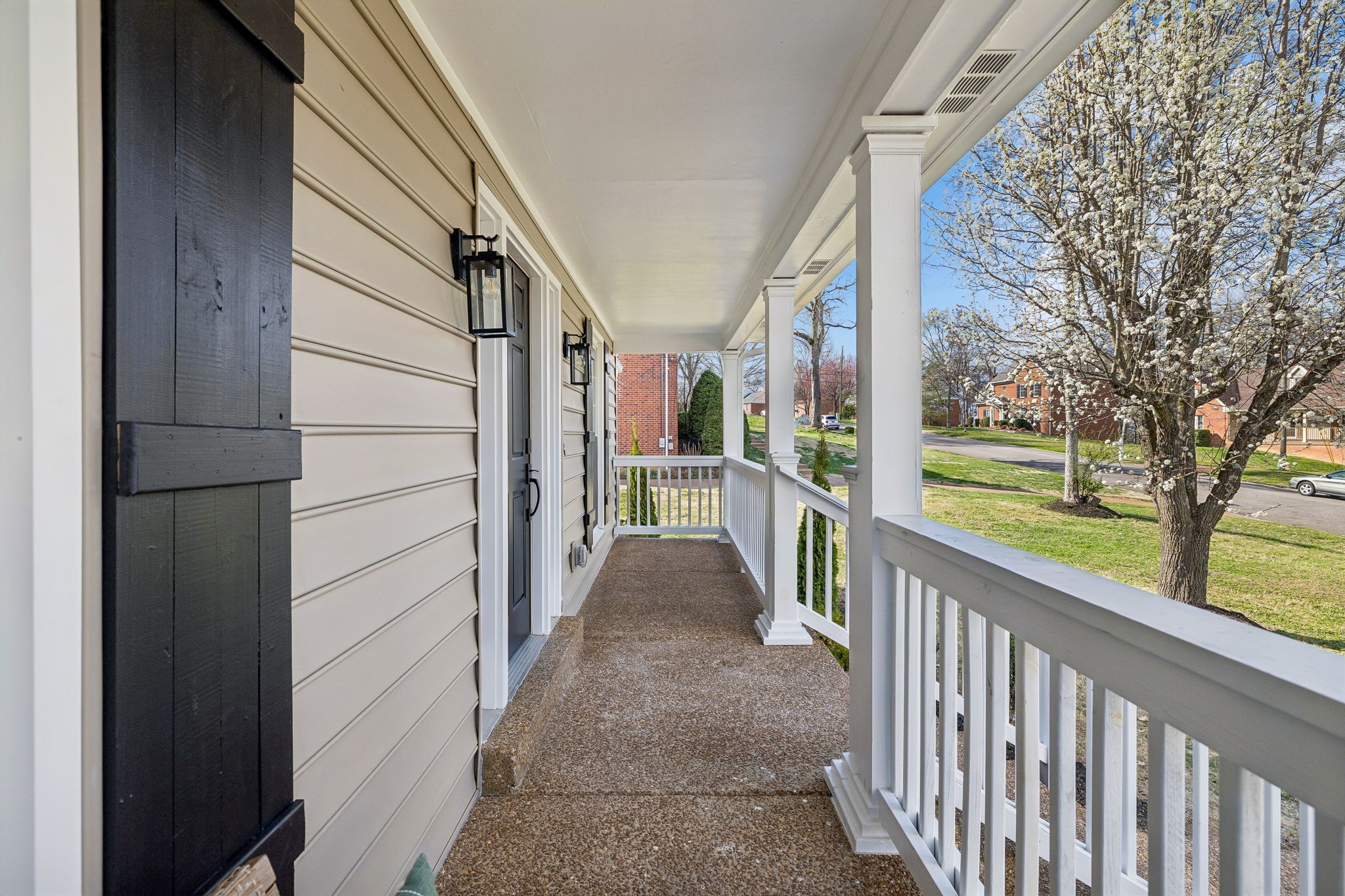 1115 Oak Creek Dr