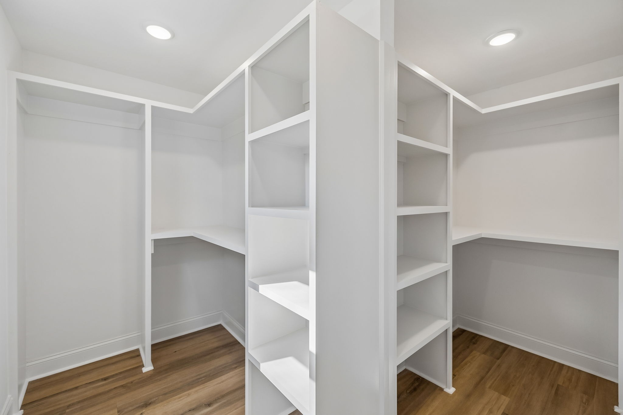 1115 Oak Creek Dr