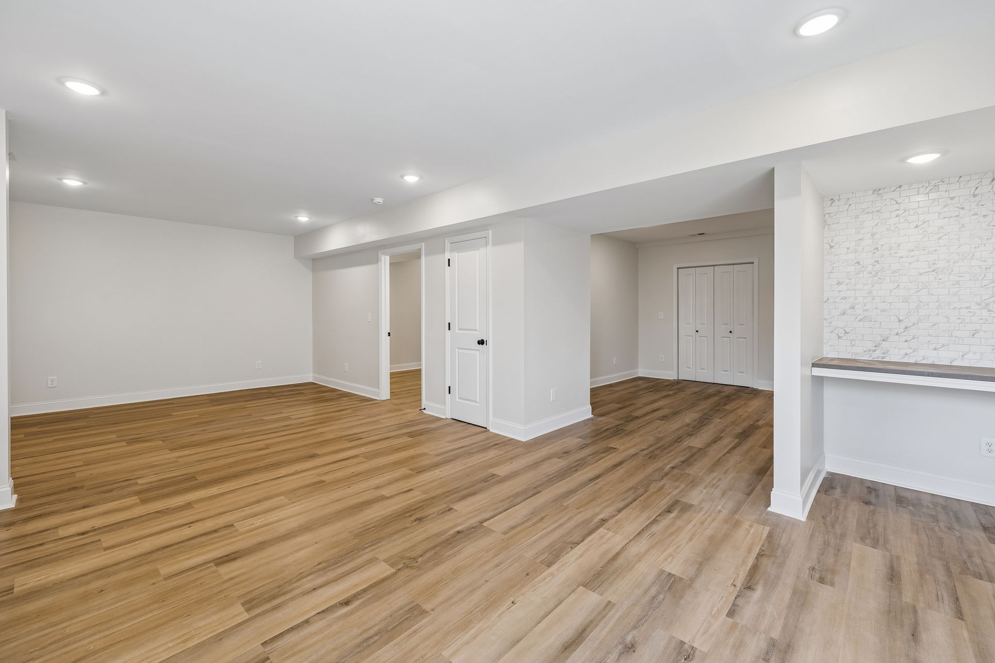 1115 Oak Creek Dr