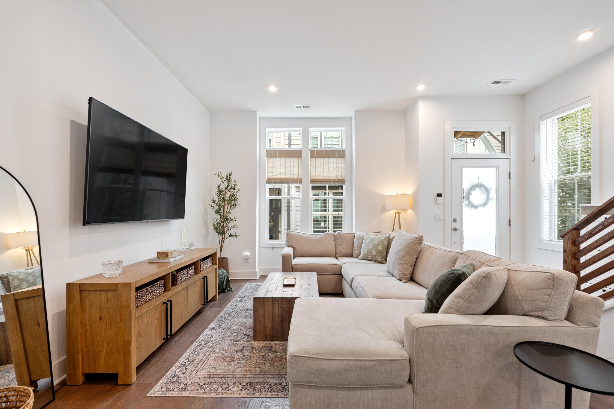 645 Nashua Ln Unit: 106