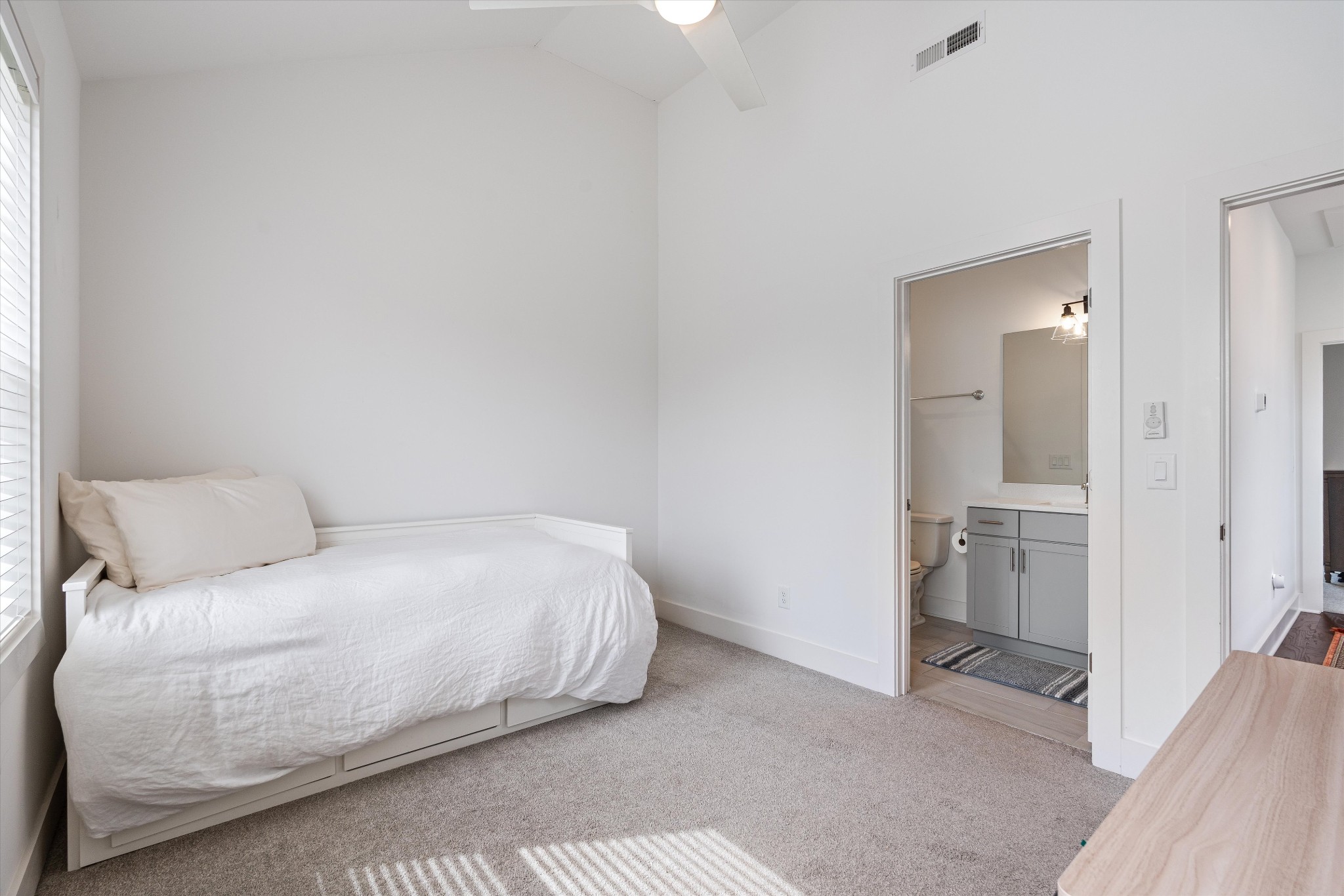 645 Nashua Ln Unit: 106