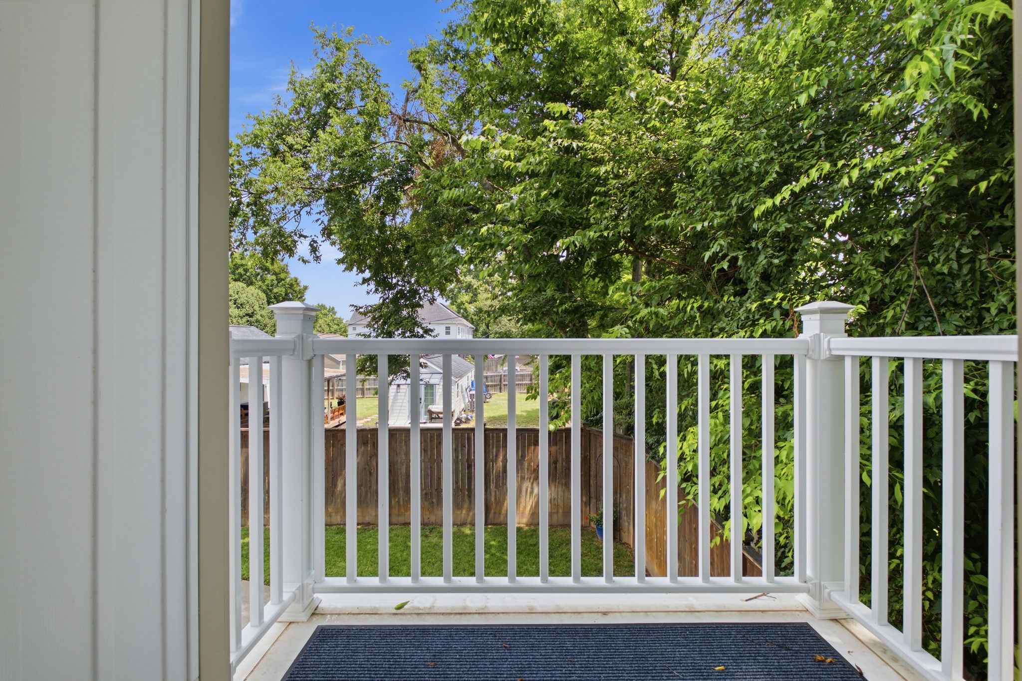 702 Skyview Dr
