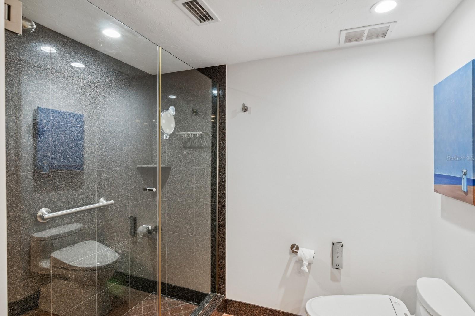 4835 GULF OF MEXICO DR #302B