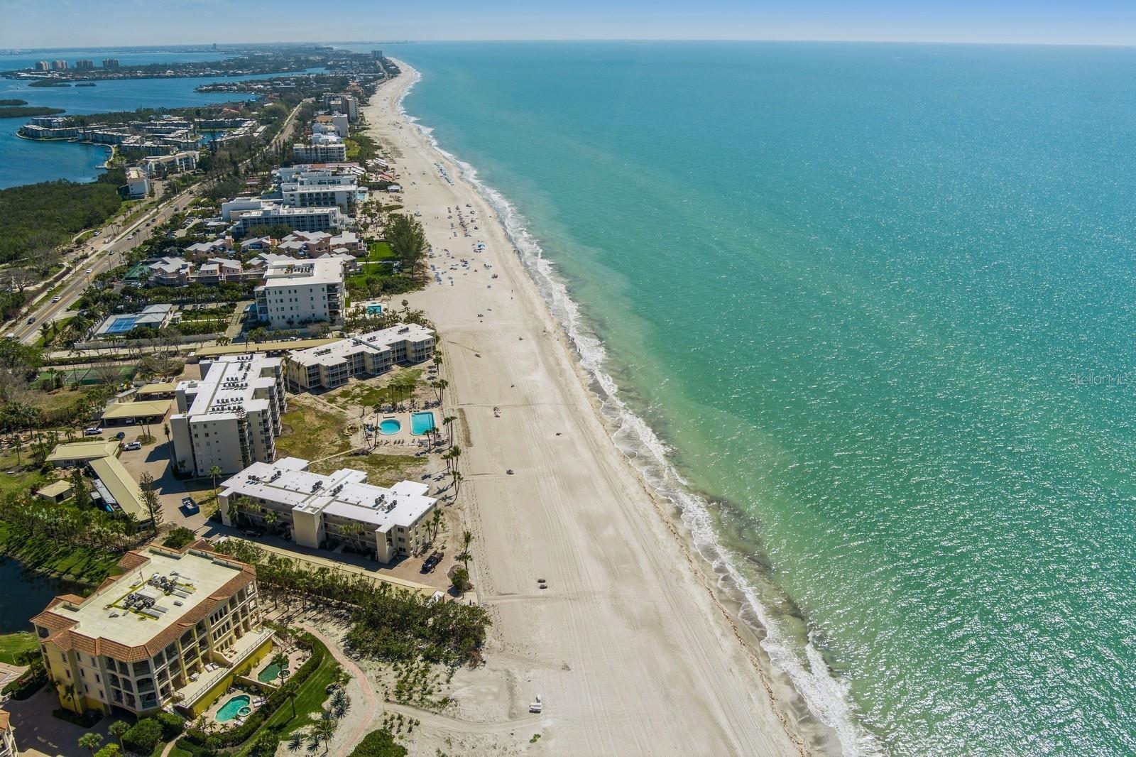 4835 GULF OF MEXICO DR #302B