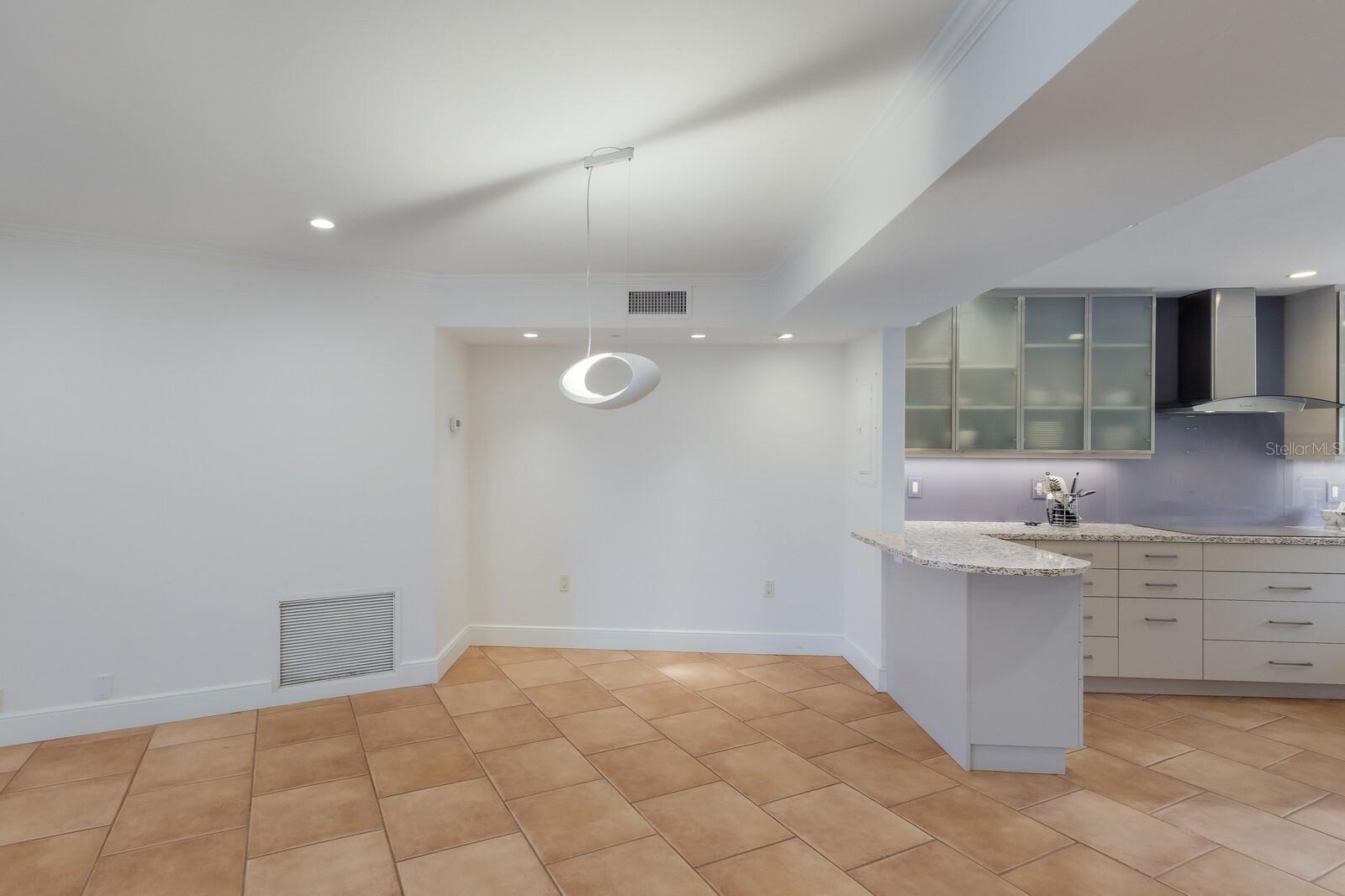 4835 GULF OF MEXICO DR #302B