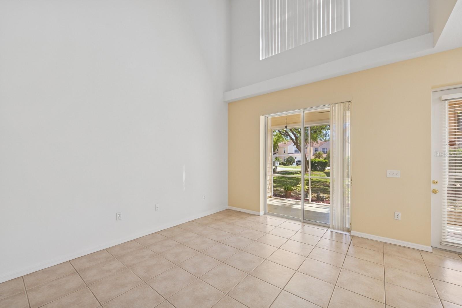 6412 ROSEFINCH CT #102