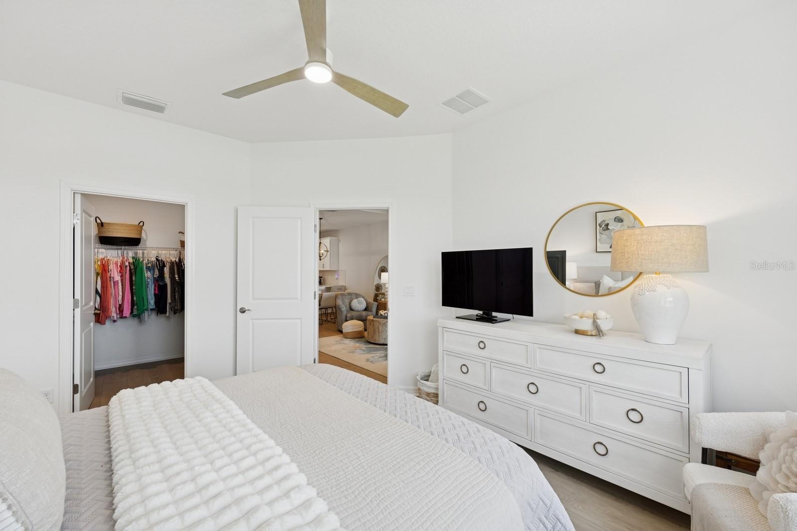 17827 CHERISHED LOOP