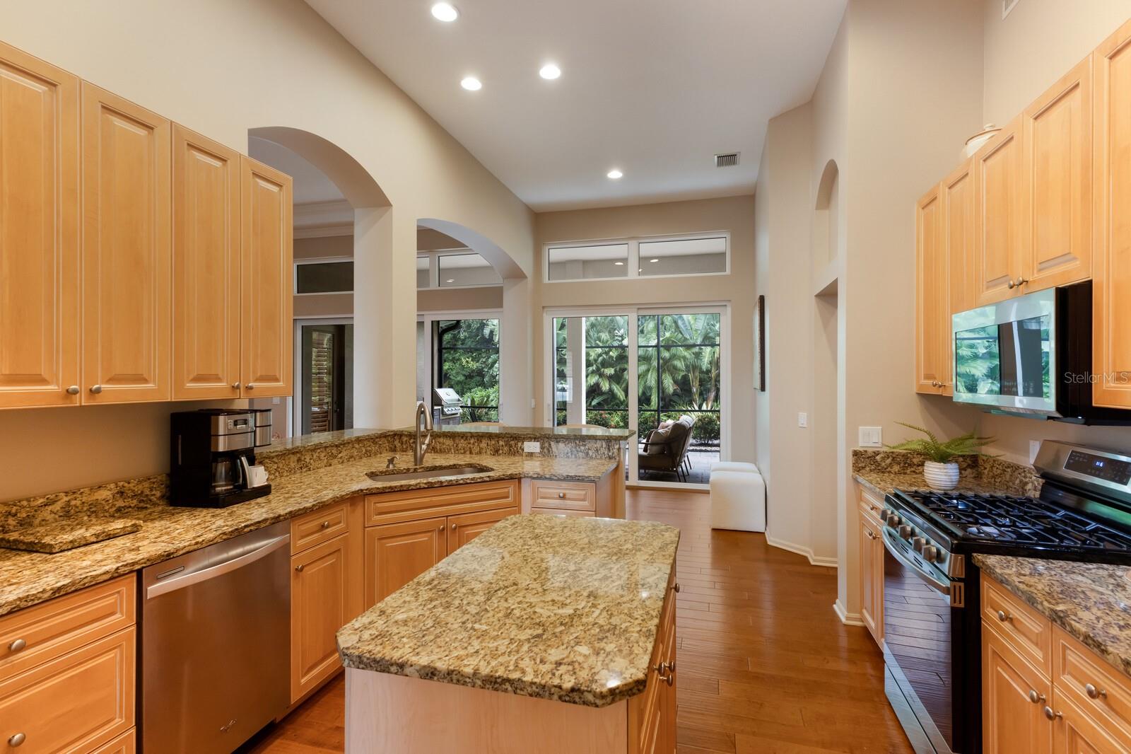7180 WHITEMARSH CIR