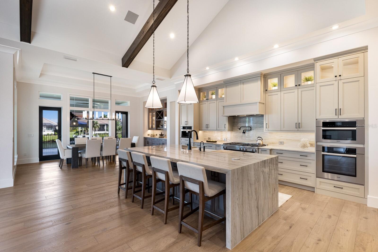 1719 RIO VISTA TER