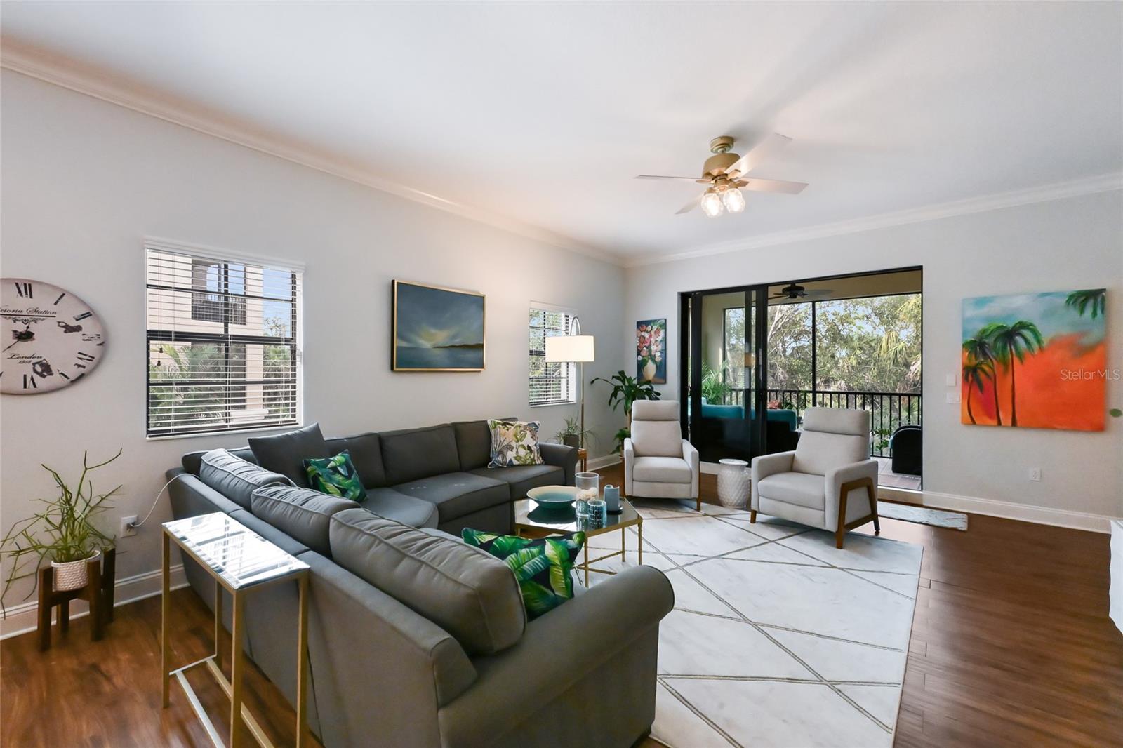 7718 LAKE VISTA CT #201