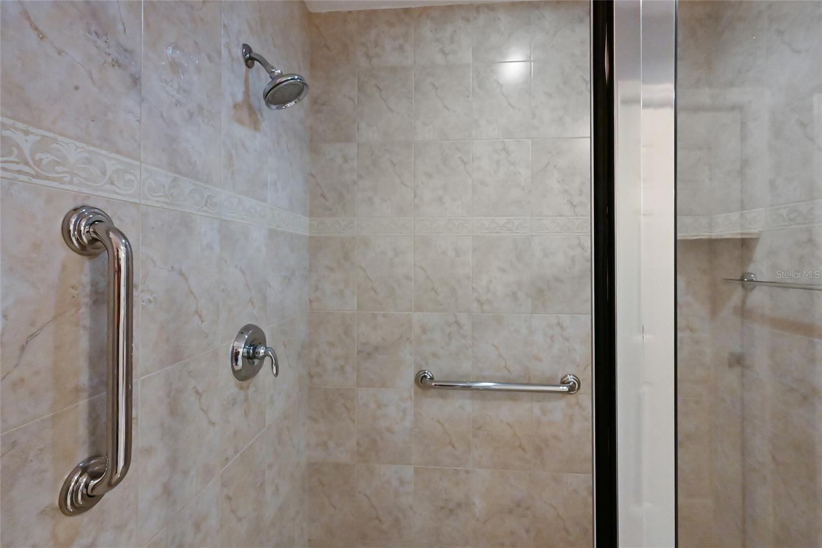 7718 LAKE VISTA CT #201