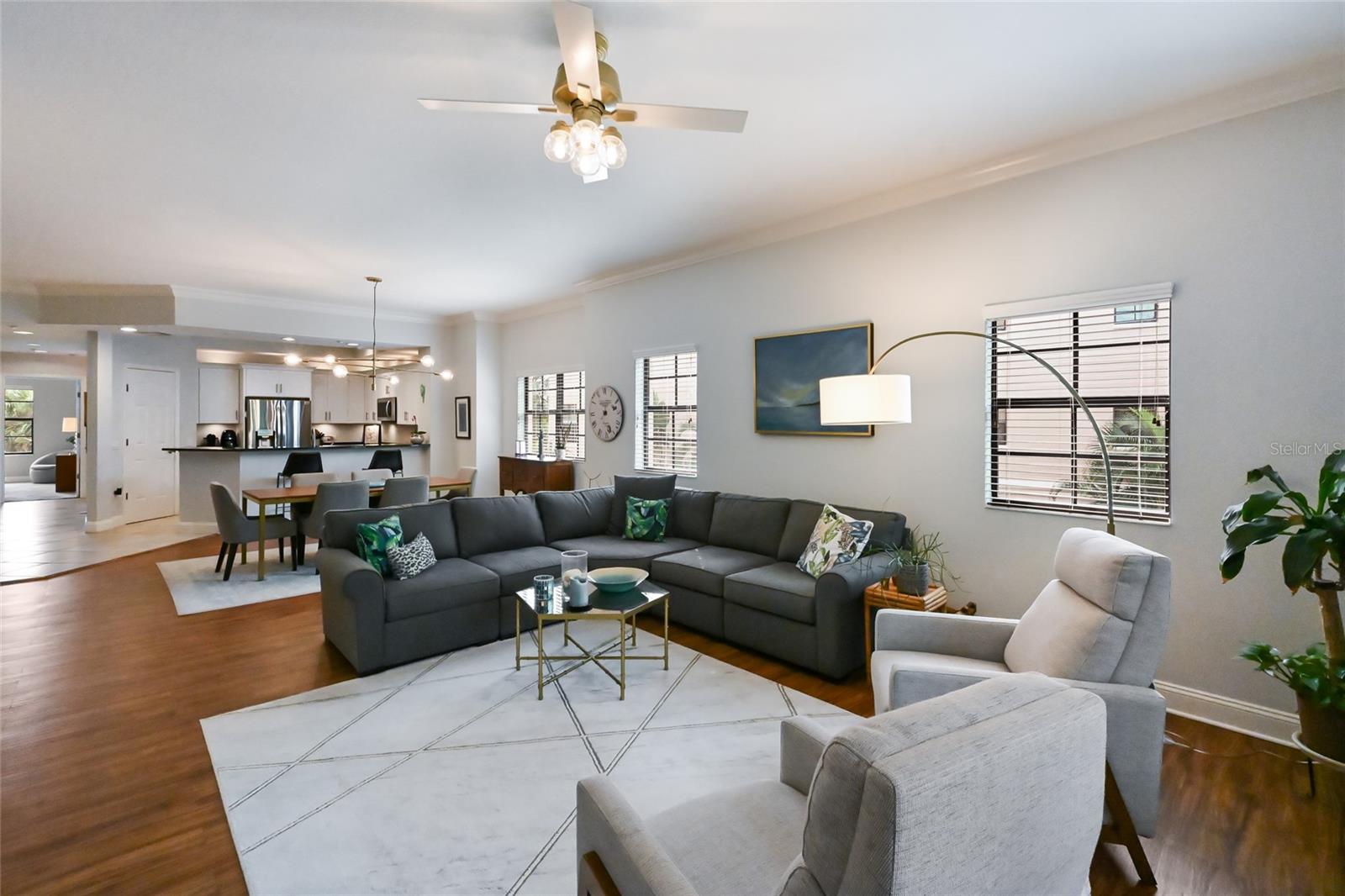 7718 LAKE VISTA CT #201