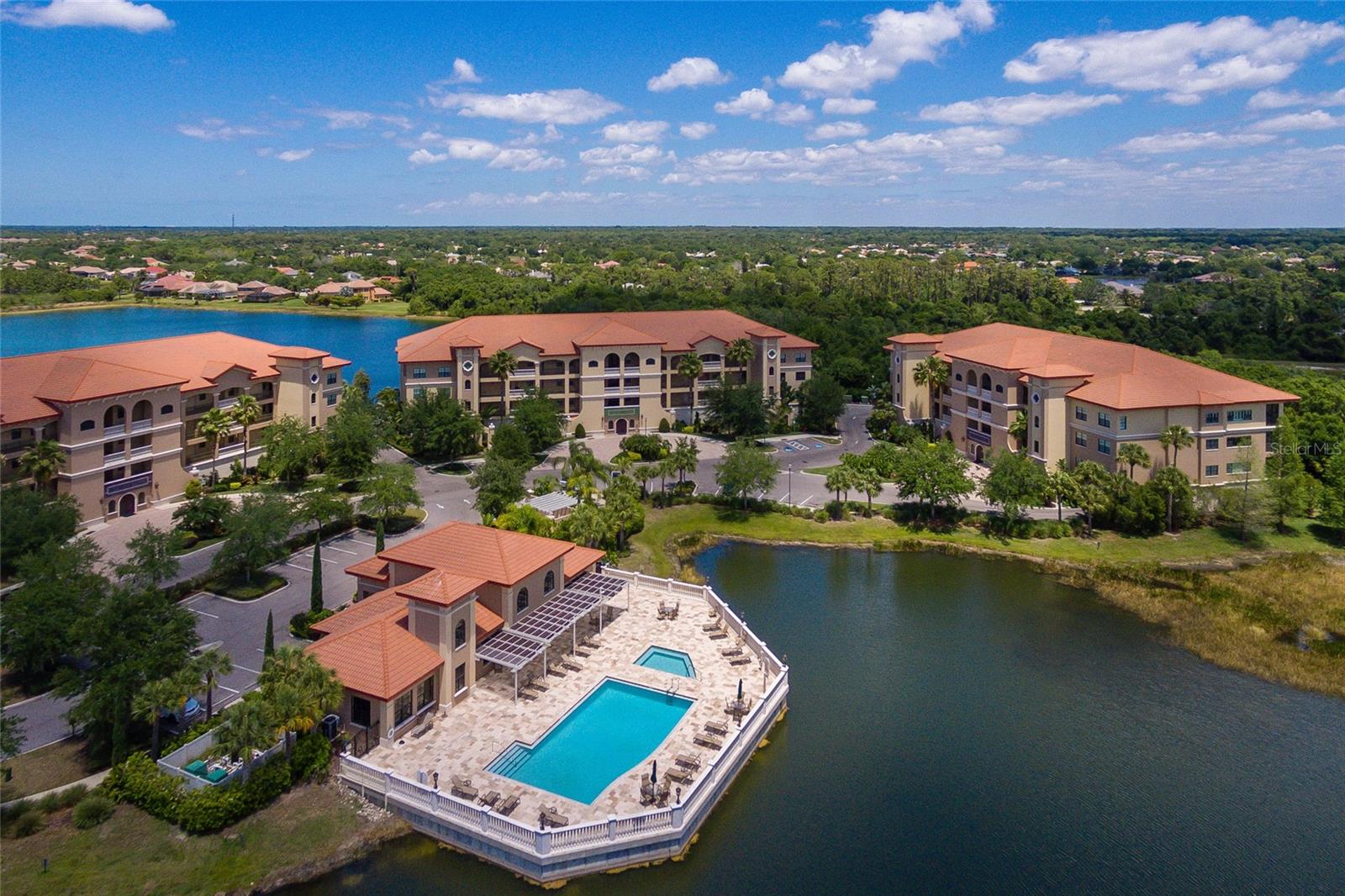 7718 LAKE VISTA CT #201