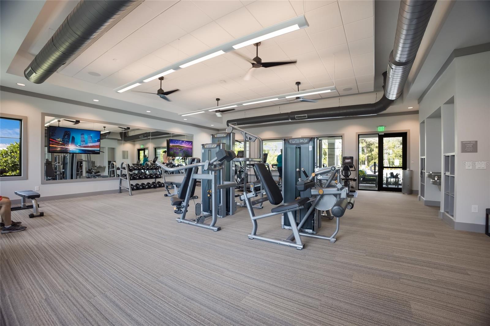 5470 SILVERSIDE PINE CT