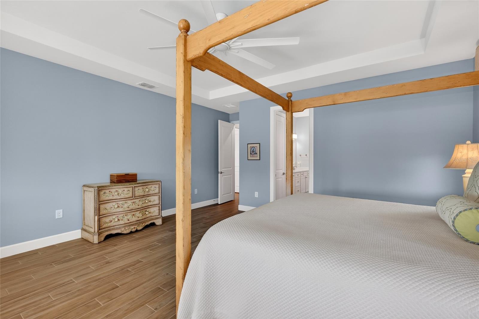 5470 SILVERSIDE PINE CT