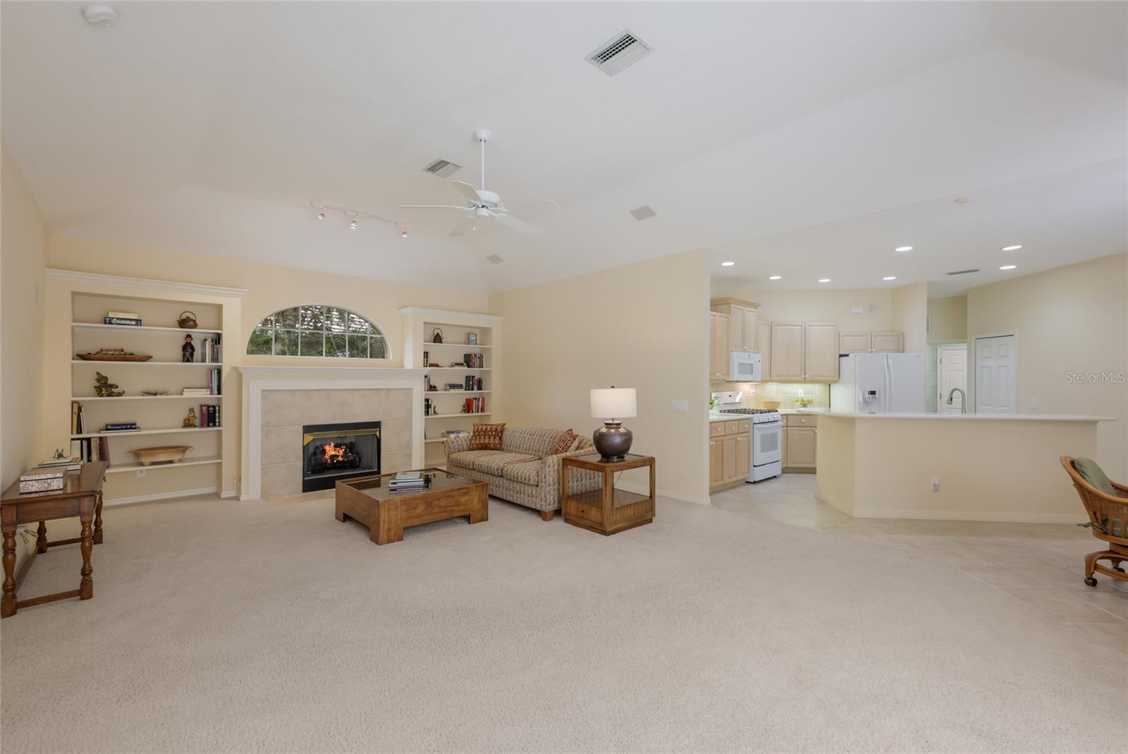 8005 WATERVIEW BLVD