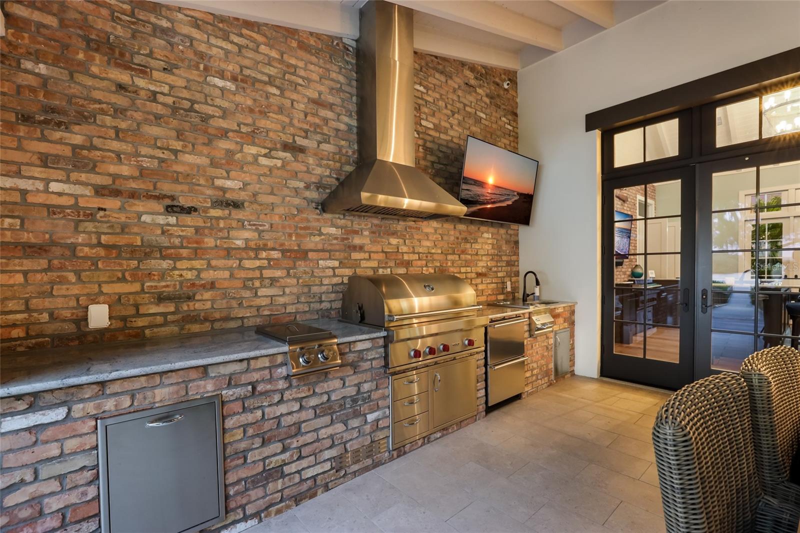 1622 CHANNELSIDE PL