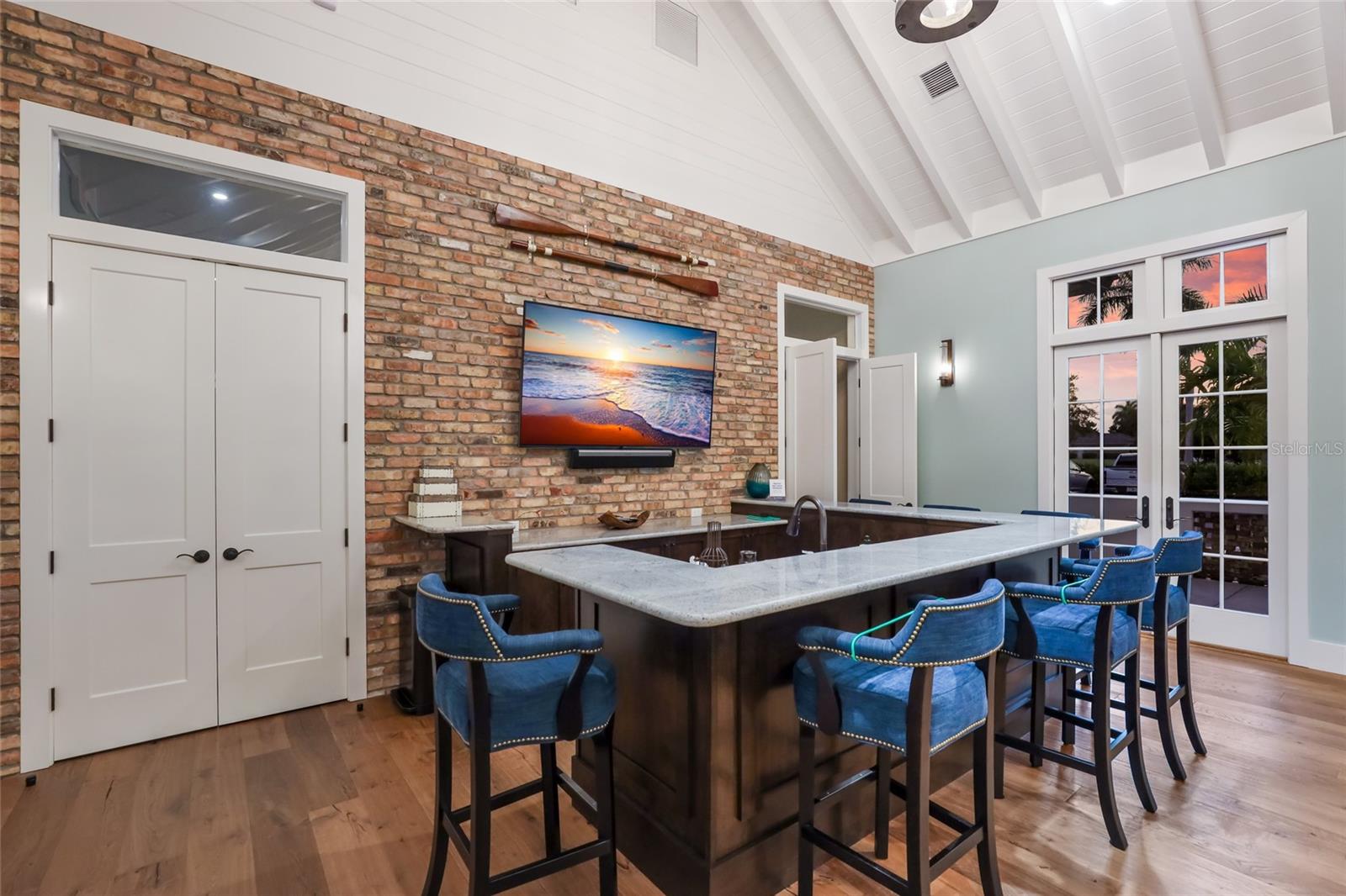 1622 CHANNELSIDE PL
