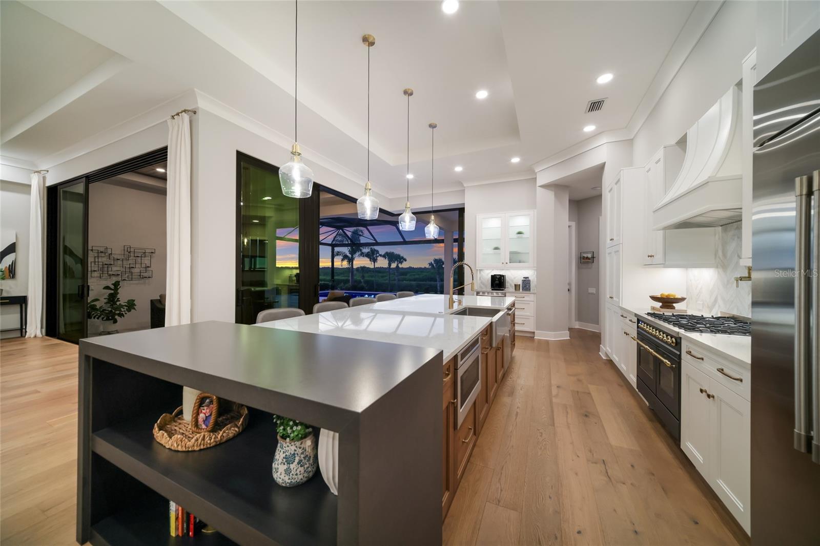 1622 CHANNELSIDE PL