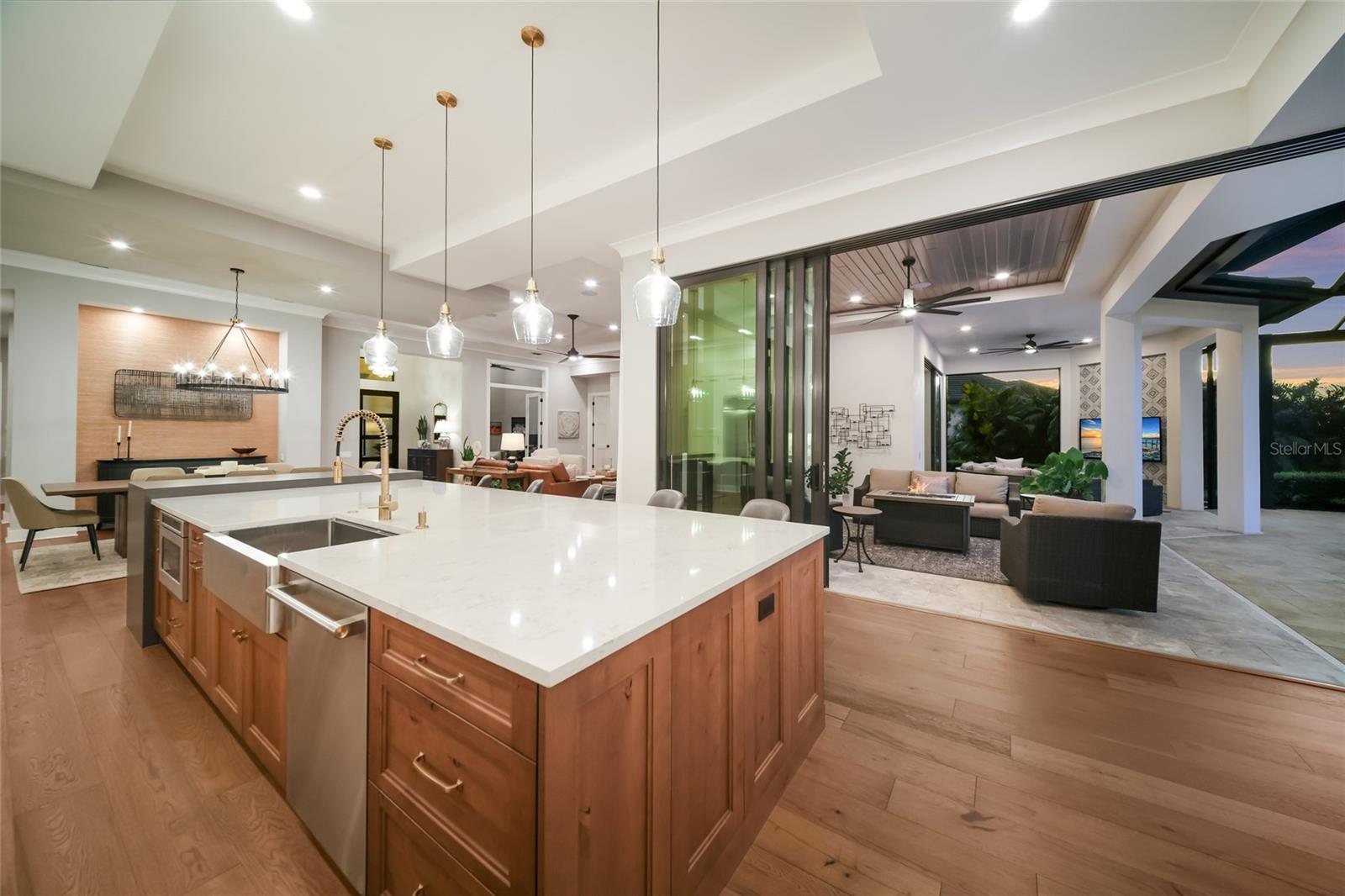 1622 CHANNELSIDE PL