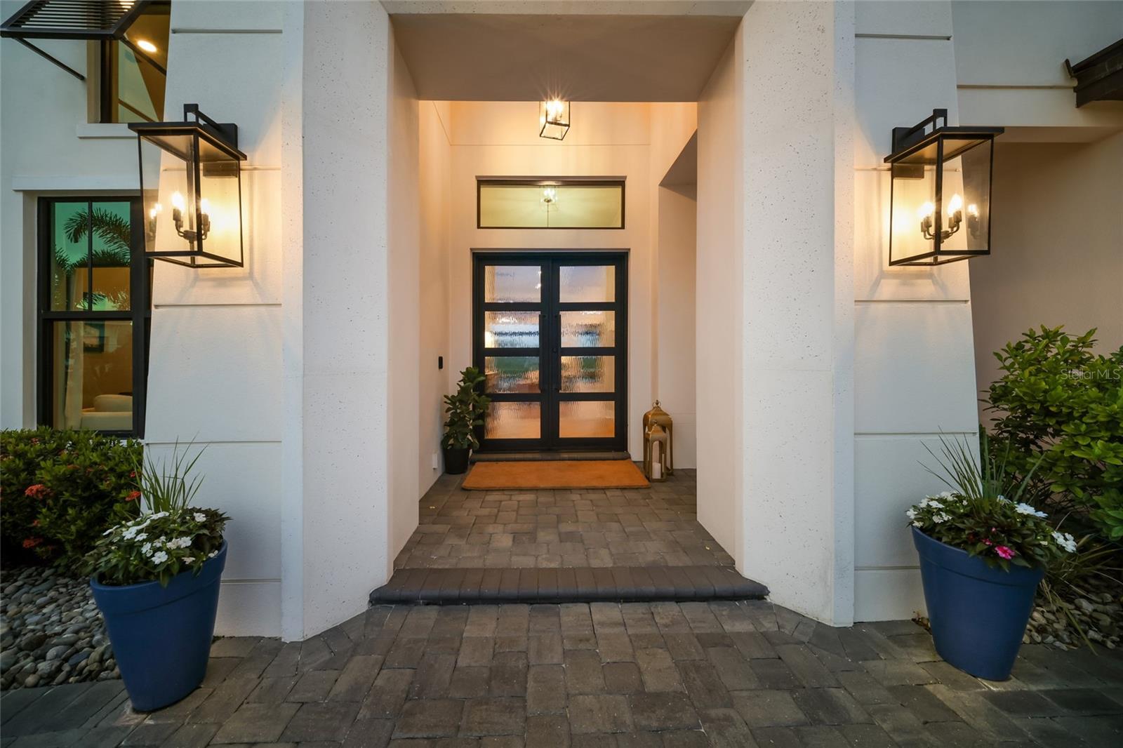 1622 CHANNELSIDE PL