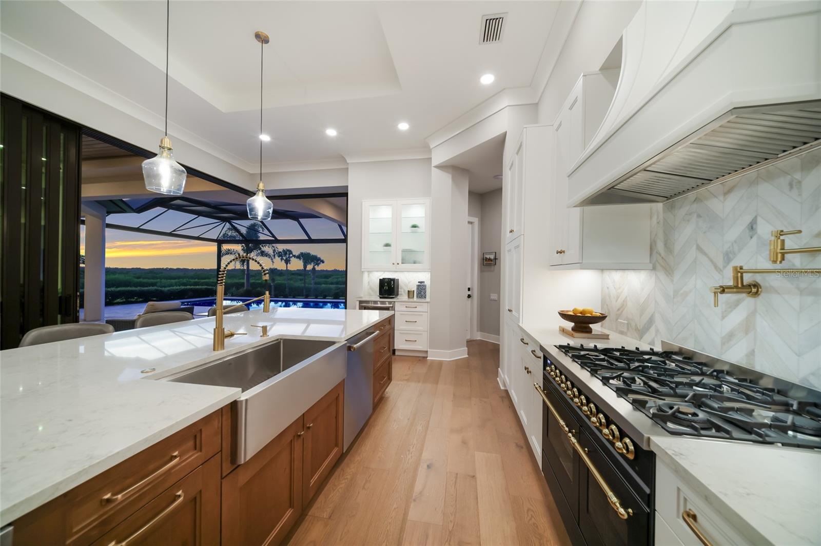 1622 CHANNELSIDE PL