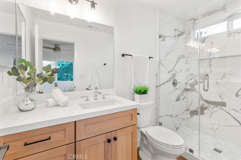 1413 S Sherrill Street