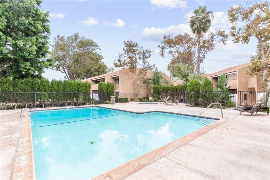 1101 W Macarthur Boulevard 193