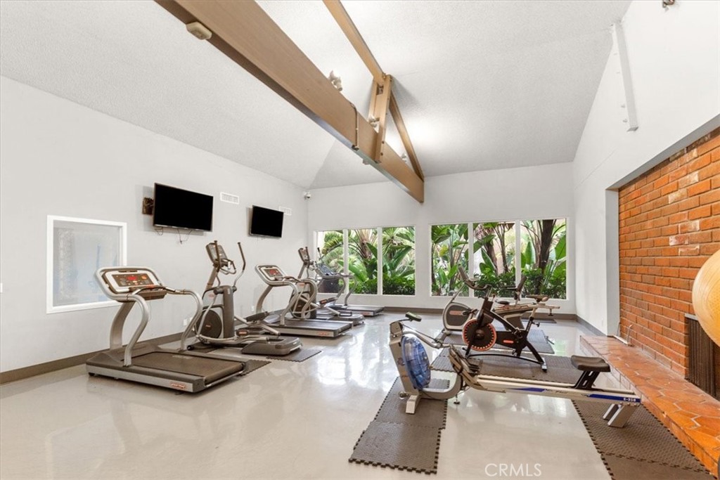 1101 W Macarthur Boulevard 193