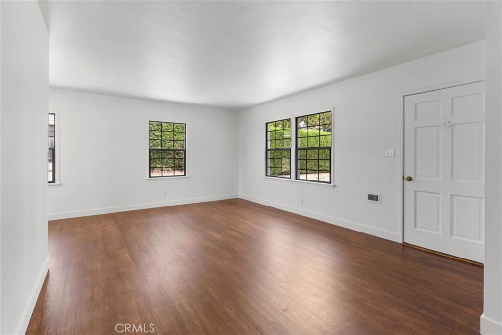 2515 Hitchcock Drive