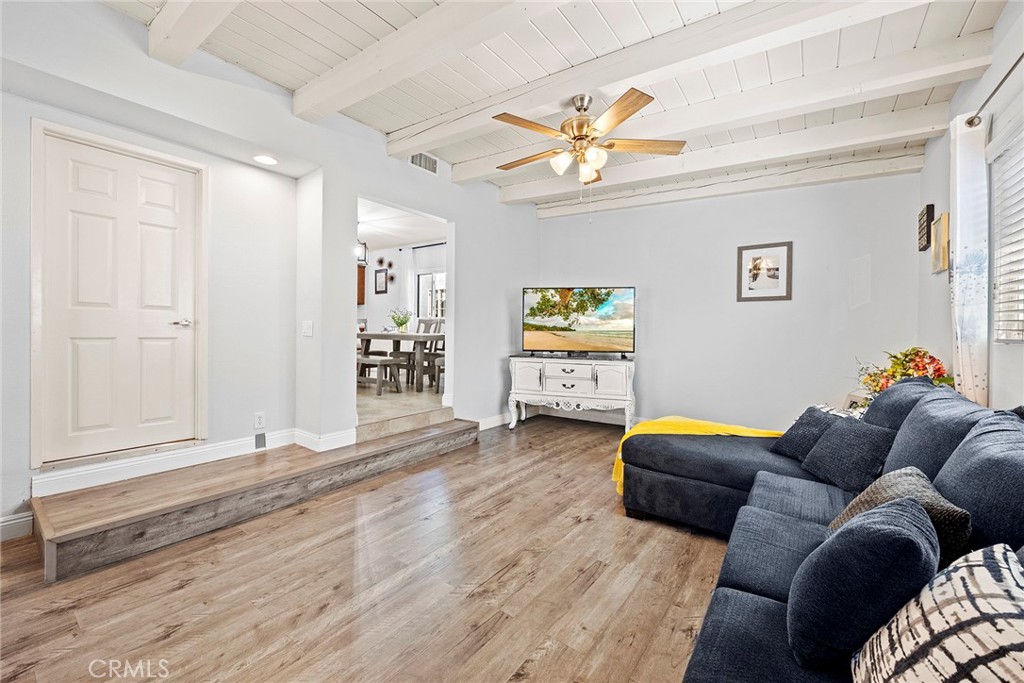 11312 Flallon Avenue